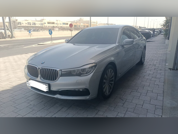 بي ام دبليو الفئة - السابعة 730 Li 2018 اوتوماتيك 114,000 كم 6 سلندر دفع خلفي سيدان فضي