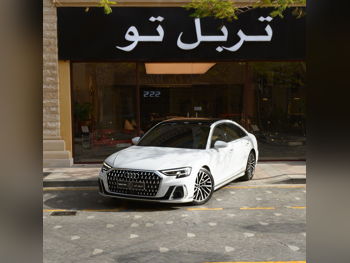 اودي أي 8 أل 2024 اوتوماتيك 2,790 كم 6 سلندر دفع كلي مستمر سيدان أبيض تحت الضمان