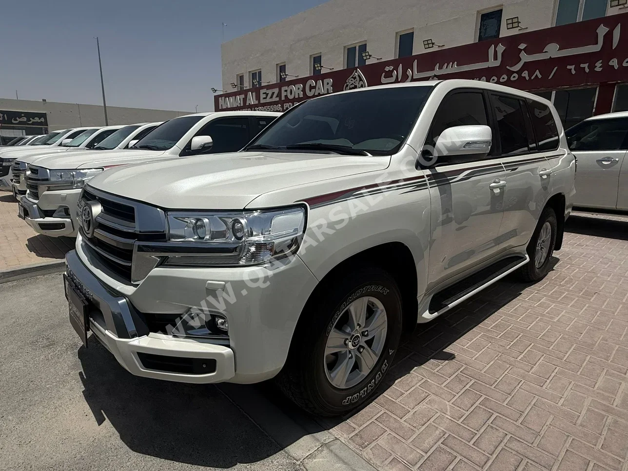 Toyota  Land Cruiser  GXR  2020  Automatic  87,000 Km  6 Cylinder  Four Wheel Drive (4WD)  SUV  White