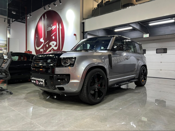 Land Rover  Defender  110 HSE  2021  Automatic  134,000 Km  6 Cylinder  Four Wheel Drive (4WD)  SUV  Gray