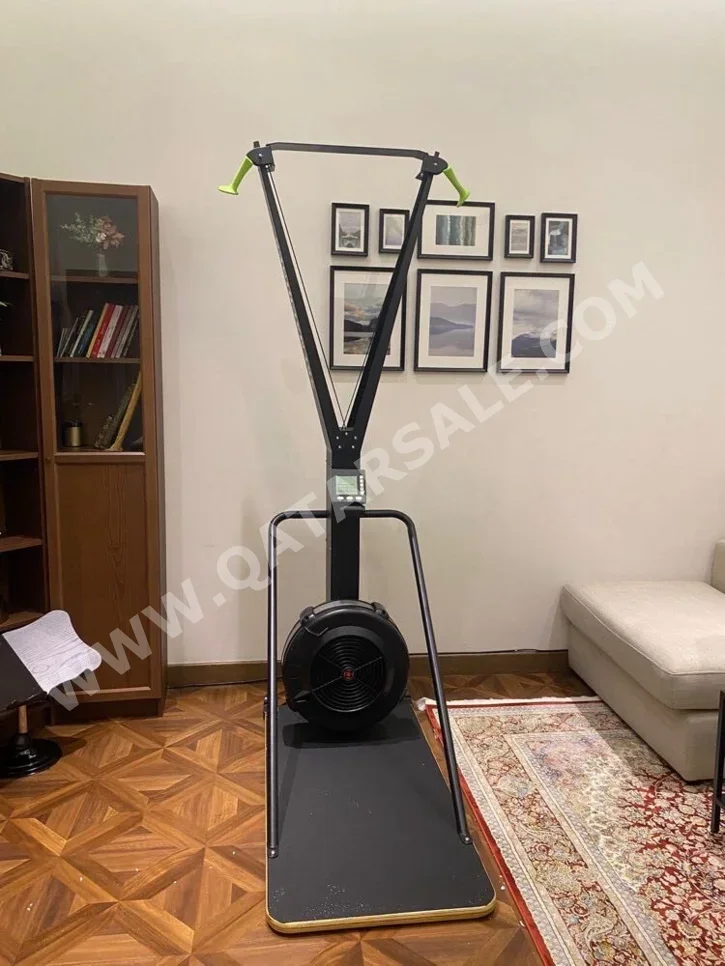 Fitness Machines - Rowing Machine