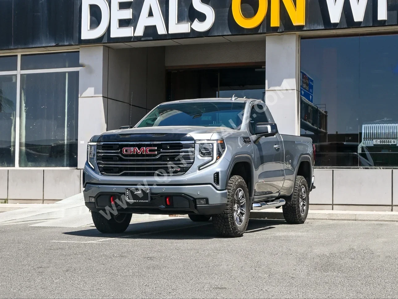 GMC  Sierra  AT4  2025  Automatic  1,600 Km  8 Cylinder  Four Wheel Drive (4WD)  Pick Up  Gray  With Warranty