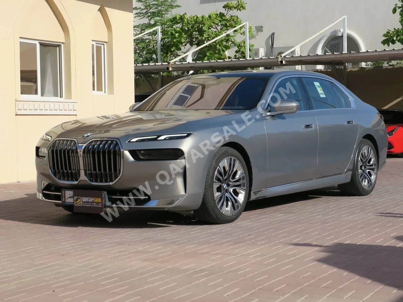 بي ام دبليو  الفئة - السابعة  735 Li  2024  اوتوماتيك  40,000 كم  6 سلندر  دفع خلفي  سيدان  رمادي  تحت الضمان