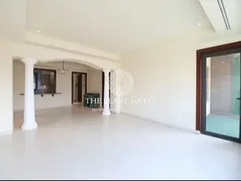 2 Bedrooms  Apartment  For Rent  in Doha -  The Pearl  Semi Furnished