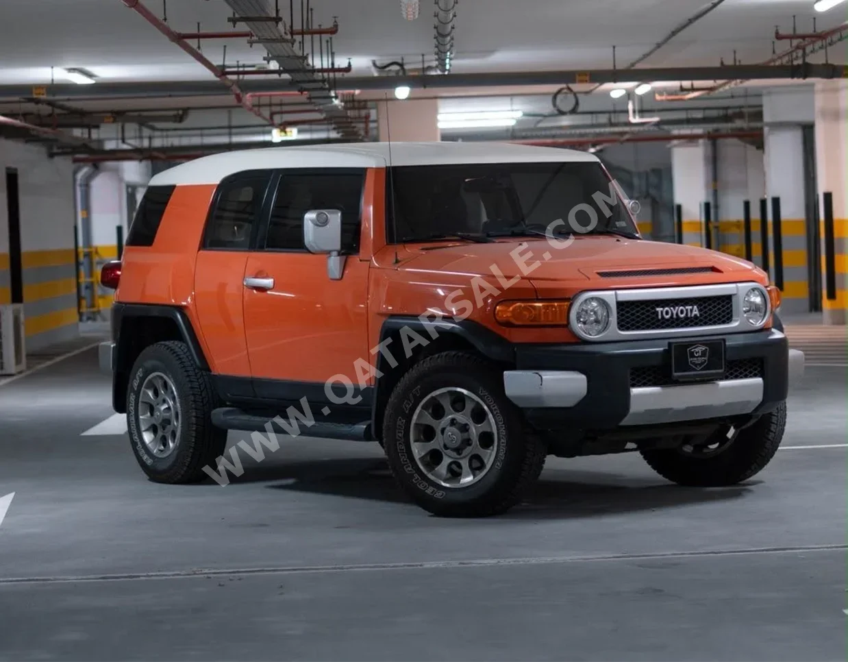 Toyota  FJ Cruiser  TRD  2013  Automatic  160,000 Km  6 Cylinder  All Wheel Drive (AWD)  SUV  Orange