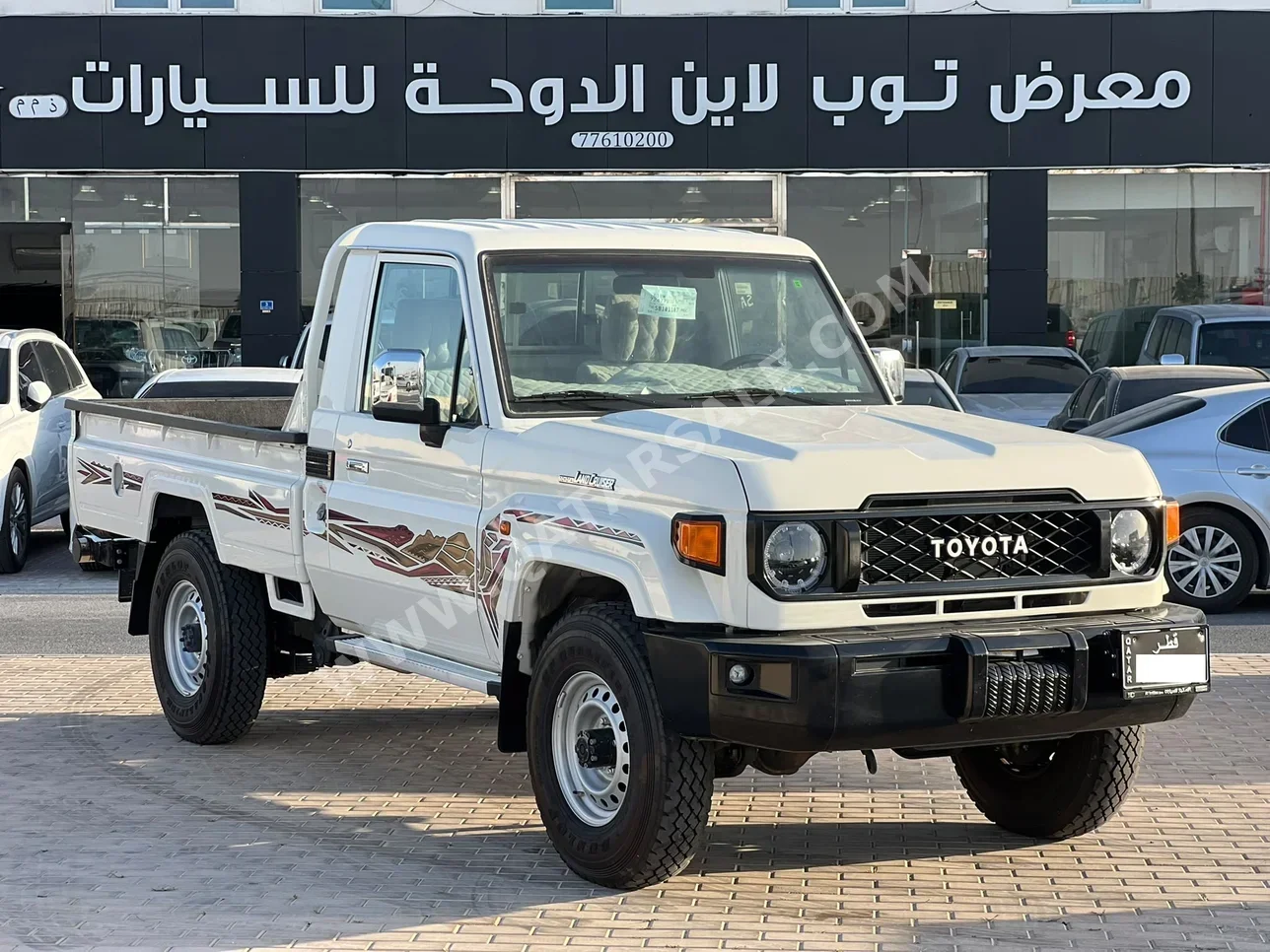Toyota  Land Cruiser  LX  2025  Automatic  15,000 Km  6 Cylinder  Four Wheel Drive (4WD)  Pick Up  White  With Warranty