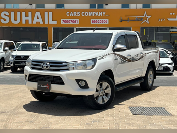Toyota  Hilux  2017  Automatic  190,000 Km  4 Cylinder  Four Wheel Drive (4WD)  Pick Up  White