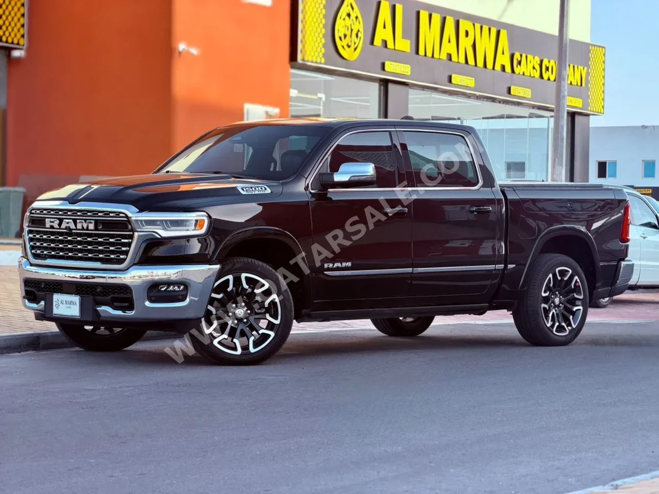 Dodge  Ram  Limited  2025  Automatic  5,000 Km  8 Cylinder  Four Wheel Drive (4WD)  Pick Up  Black  With Warranty