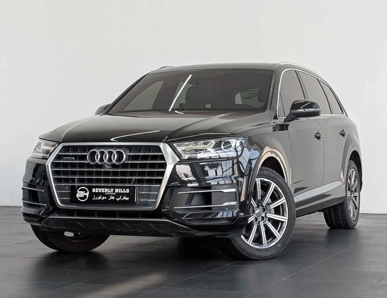 Audi  Q7  45 TFSI Quattro  2018  Automatic  99,500 Km  6 Cylinder  All Wheel Drive (AWD)  SUV  Black