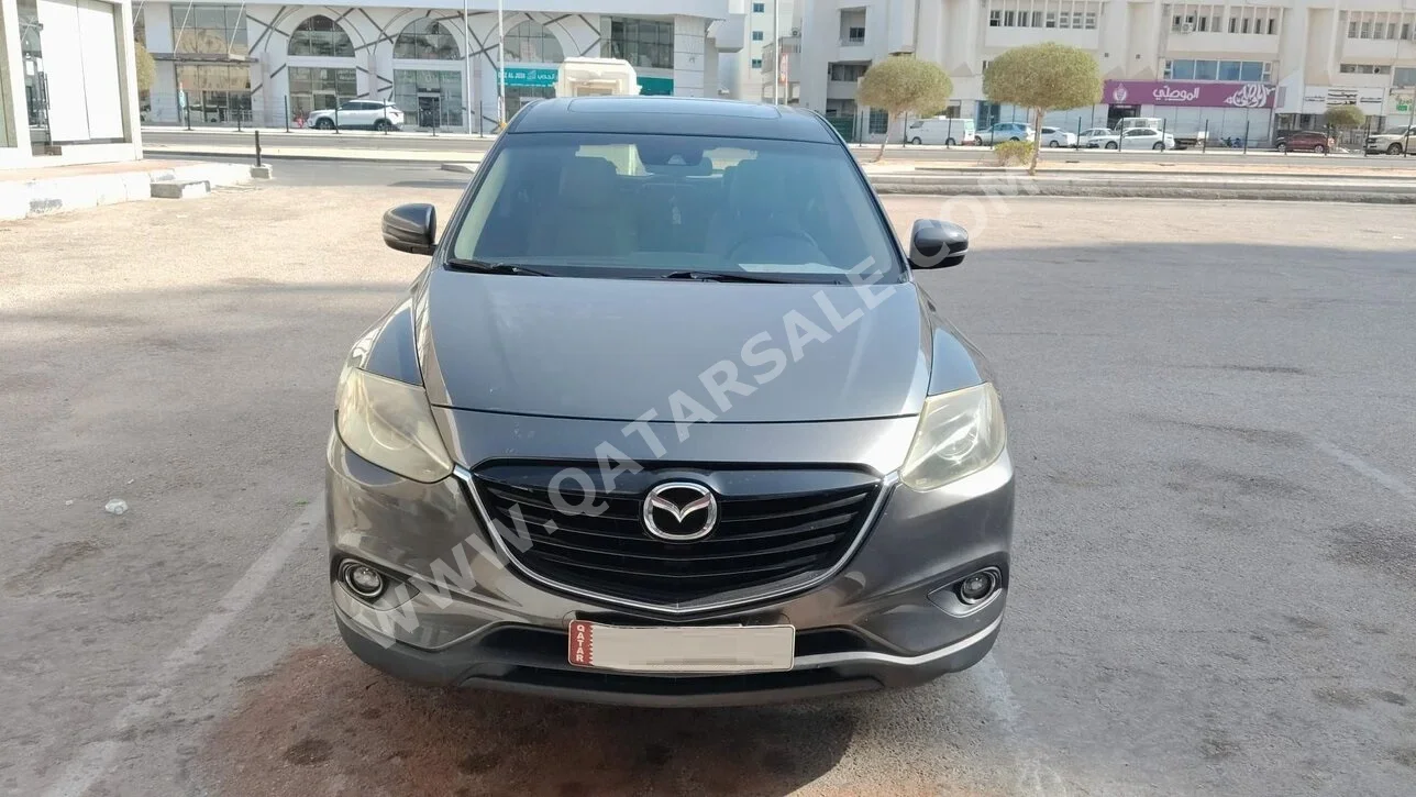 مازدا  سي اكس  9  2016  اوتوماتيك  180,000 كم  6 سلندر  دفع رباعي  اس يو في  رمادي غامق
