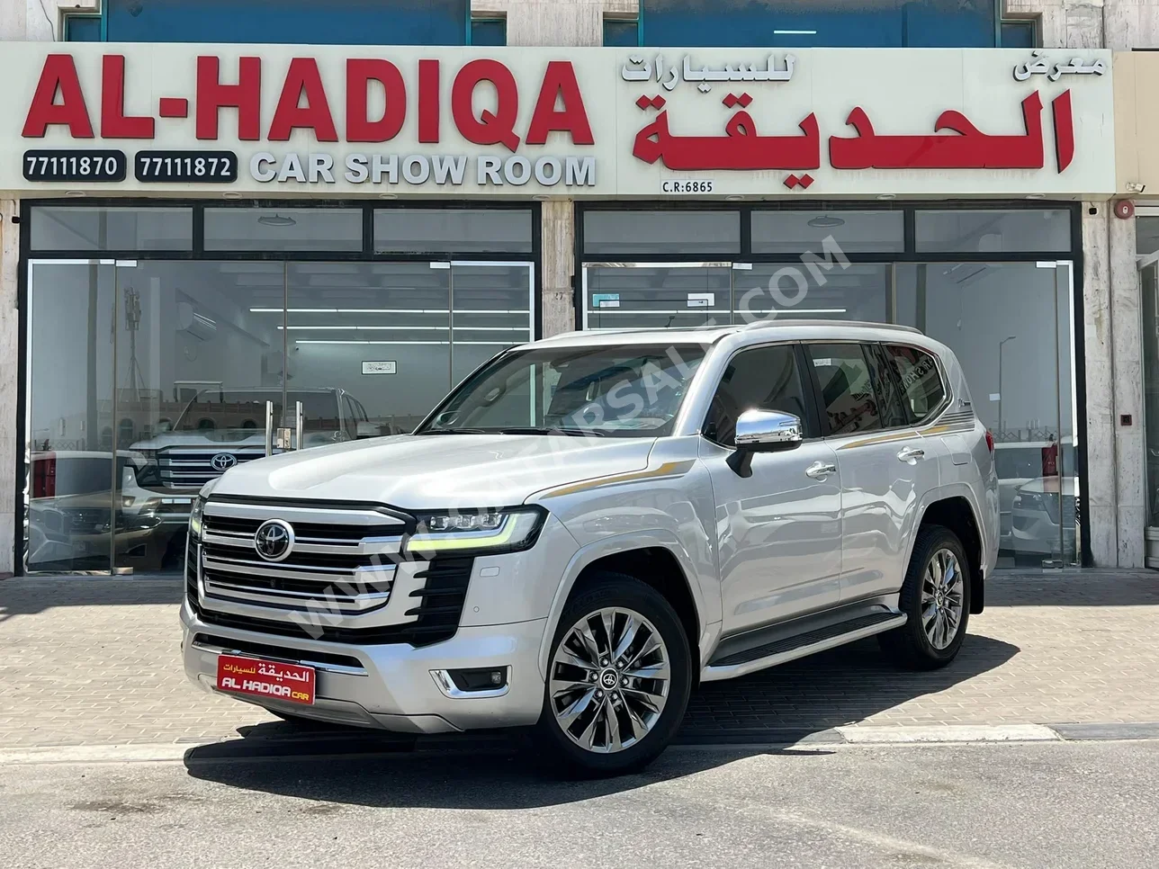 Toyota  Land Cruiser  VXR Twin Turbo  2022  Automatic  134,000 Km  6 Cylinder  Four Wheel Drive (4WD)  SUV  Silver