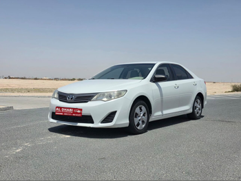 Toyota  Camry  GL  2013  Automatic  336,000 Km  4 Cylinder  Front Wheel Drive (FWD)  Sedan  White