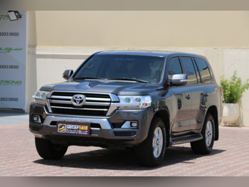 Toyota Land Cruiser GXR 2019 Automatic 317,000 Km 6 Cylinder Four Wheel Drive (4WD) SUV Gray