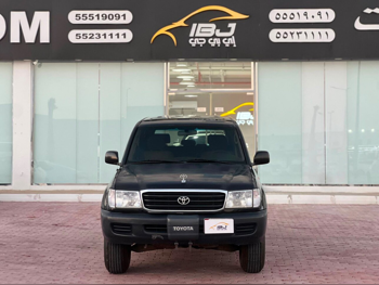 Toyota  Land Cruiser  GX  1998  Manual  700,000 Km  6 Cylinder  Four Wheel Drive (4WD)  SUV  Black Matte