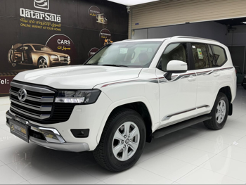 Toyota  Land Cruiser  GXR  2024  Automatic  99,000 Km  6 Cylinder  Four Wheel Drive (4WD)  SUV  White  With Warranty