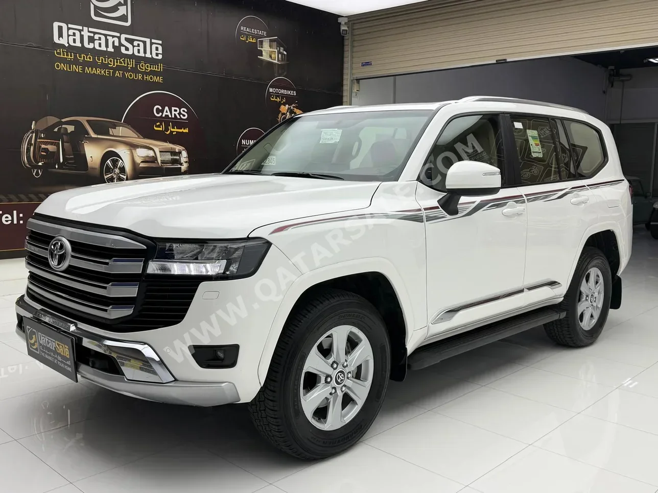 Toyota  Land Cruiser  GXR  2024  Automatic  99,000 Km  6 Cylinder  Four Wheel Drive (4WD)  SUV  White  With Warranty