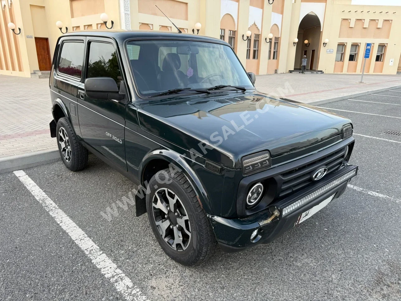 Lada  Niva  2021  Automatic  35,000 Km  4 Cylinder  Four Wheel Drive (4WD)  SUV  Black