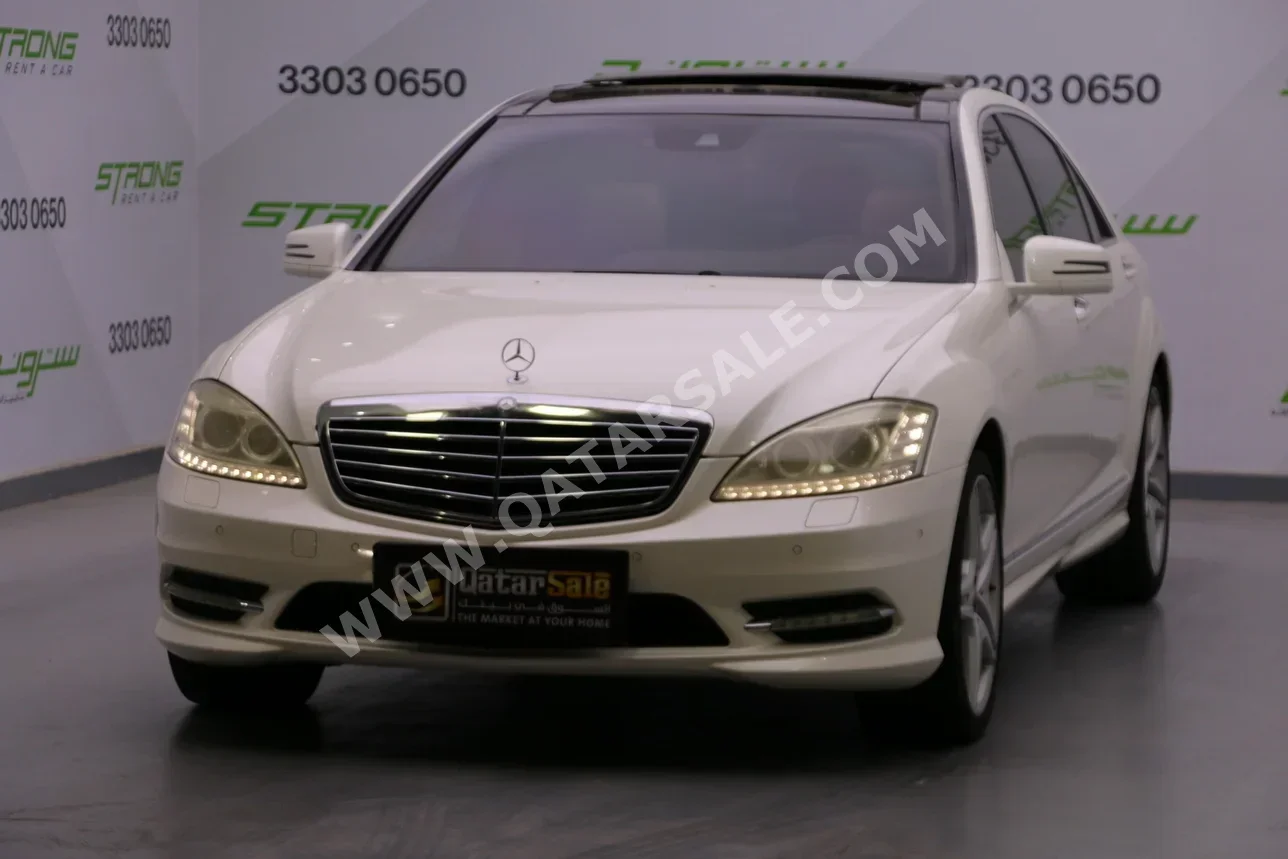 Mercedes-Benz  S-Class  350  2011  Automatic  105,000 Km  6 Cylinder  Rear Wheel Drive (RWD)  Sedan  White