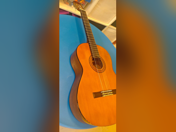 Classical Guitar  Yamaha  Brown  CM40 /  For Intermediate