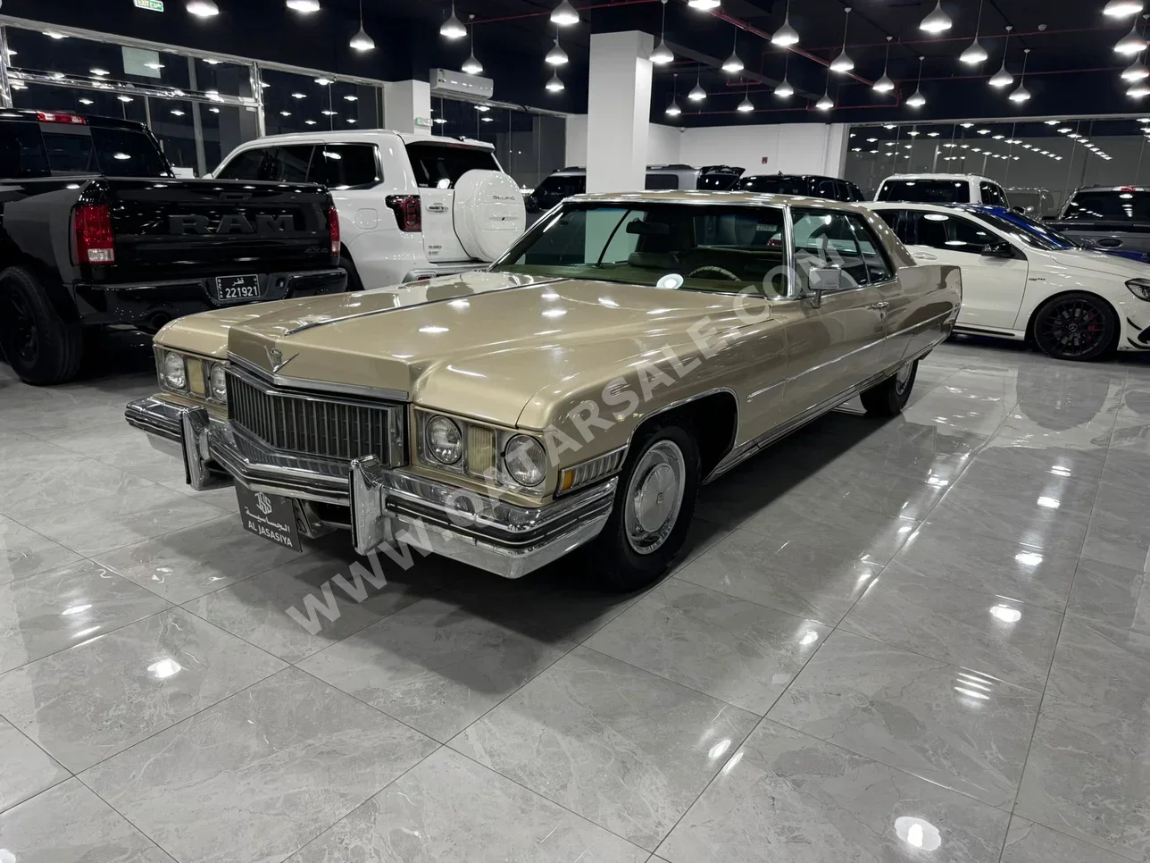 Cadillac  Classic  1973  Automatic  64,000 Km  8 Cylinder  Rear Wheel Drive (RWD)  Sedan  Gold