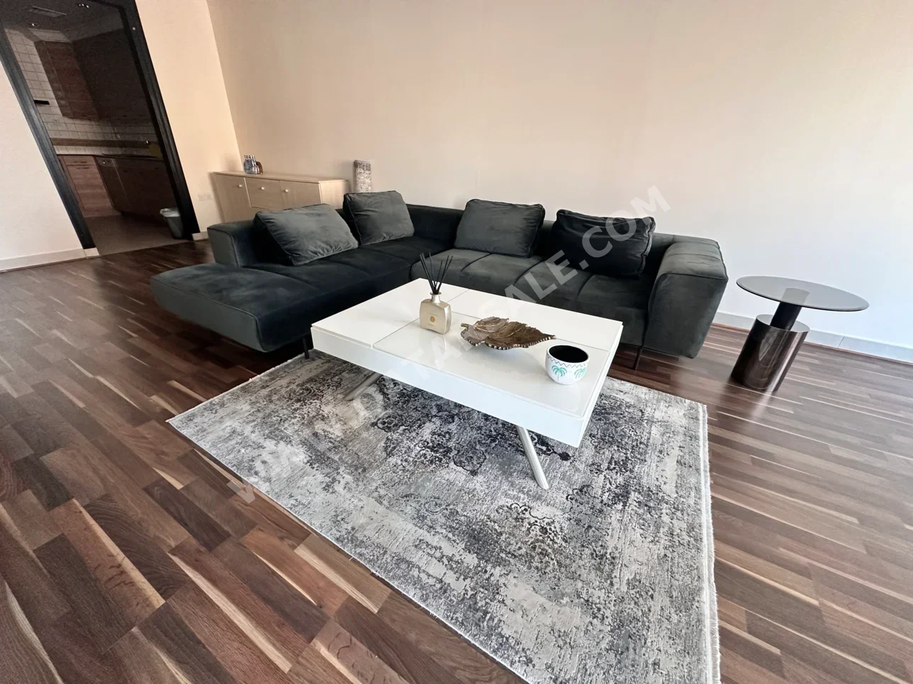 Sofas, Couches & Chairs L shape  - Velvet  - Black