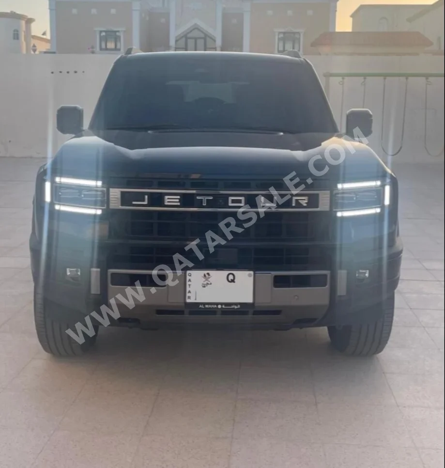 جيتور  جي 700  فلاج شب  2026  اوتوماتيك  400 كم  4 سلندر  دفع رباعي  اس يو في  أسود  تحت الضمان