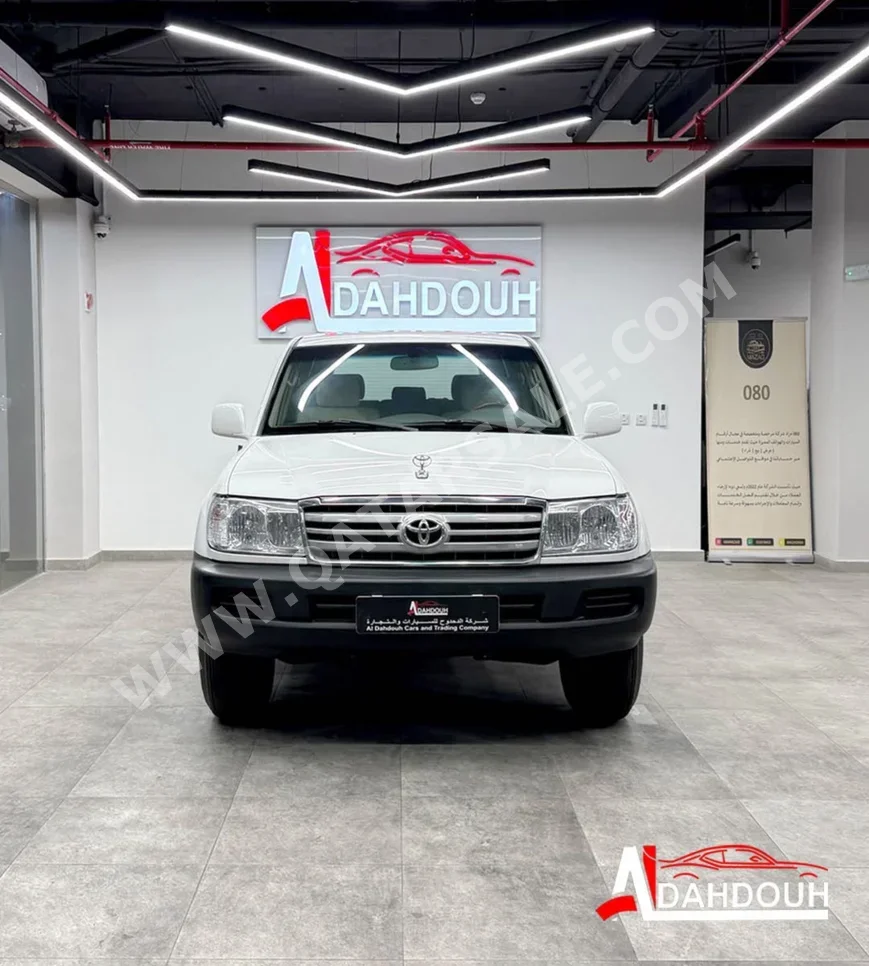 Toyota Land Cruiser GX 2003 Automatic 466,000 Km 6 Cylinder Four Wheel Drive (4WD) SUV White