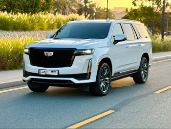 Cadillac Escalade Sport Platinum 2023 Automatic 51,000 Km 8 Cylinder Four Wheel Drive (4WD) SUV White With Warranty