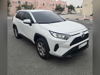 Toyota Rav 4 2025 Automatic 35,500 Km 4 Cylinder Four Wheel Drive (4WD) SUV White With Warranty