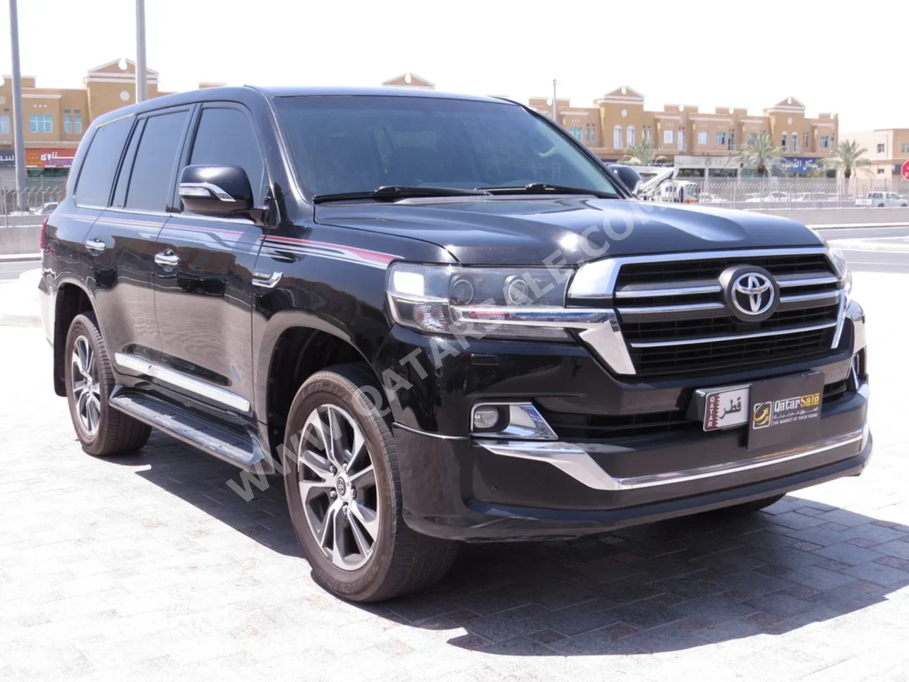 Toyota  Land Cruiser  GXR- Grand Touring  2020  Automatic  225,000 Km  6 Cylinder  Four Wheel Drive (4WD)  SUV  Black