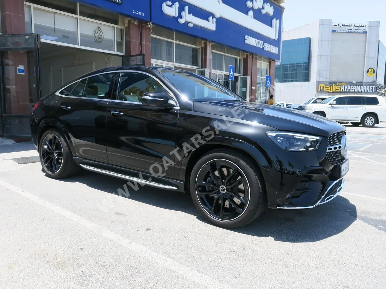 مرسيدس - بنز جي ال اي 450 2025 اوتوماتيك 1,700 كم 6 سلندر دفع رباعي اس يو في أسود تحت الضمان