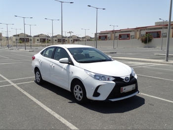 Toyota  Yaris  2021  Automatic  162,000 Km  4 Cylinder  Front Wheel Drive (FWD)  Sedan  White