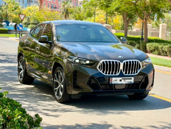 بي ام دبليو الفئة - اكس اكس 6 40i ام 2025 اوتوماتيك 13,000 كم 6 سلندر دفع رباعي اس يو في بني غامق تحت الضمان