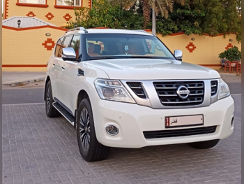 Nissan Patrol Platinum 2017 Automatic 168,000 Km 6 Cylinder Four Wheel Drive (4WD) SUV White