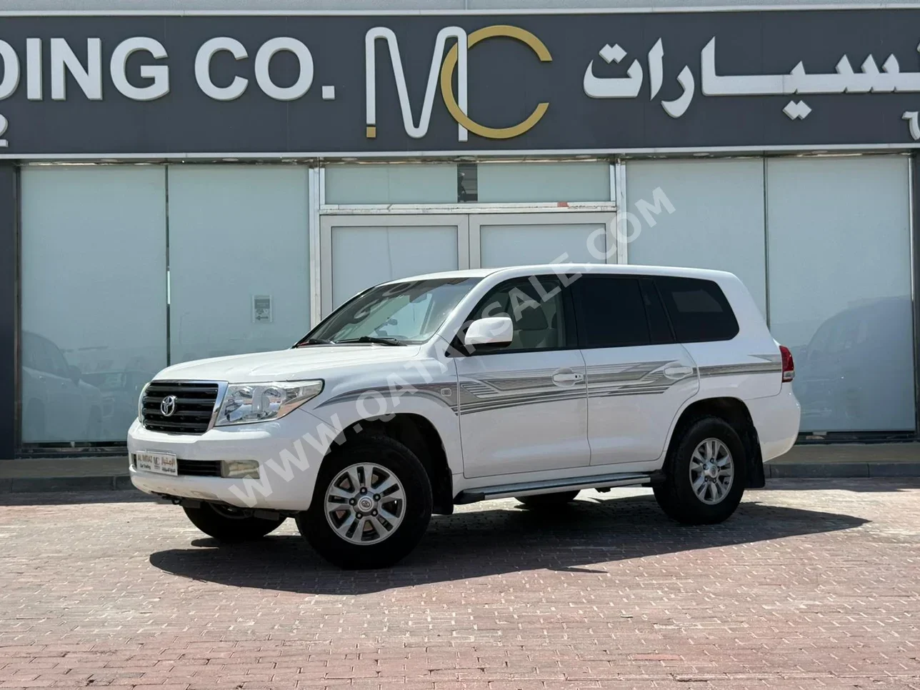 Toyota Land Cruiser GX 2008 Automatic 330,000 Km 6 Cylinder Four Wheel Drive (4WD) SUV White