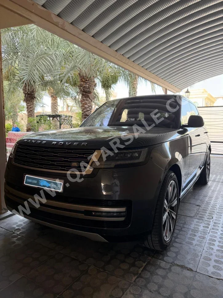 Land Rover Range Rover Vogue 2022 Automatic 68,000 Km 8 Cylinder Four Wheel Drive (4WD) SUV Dark Gray With Warranty