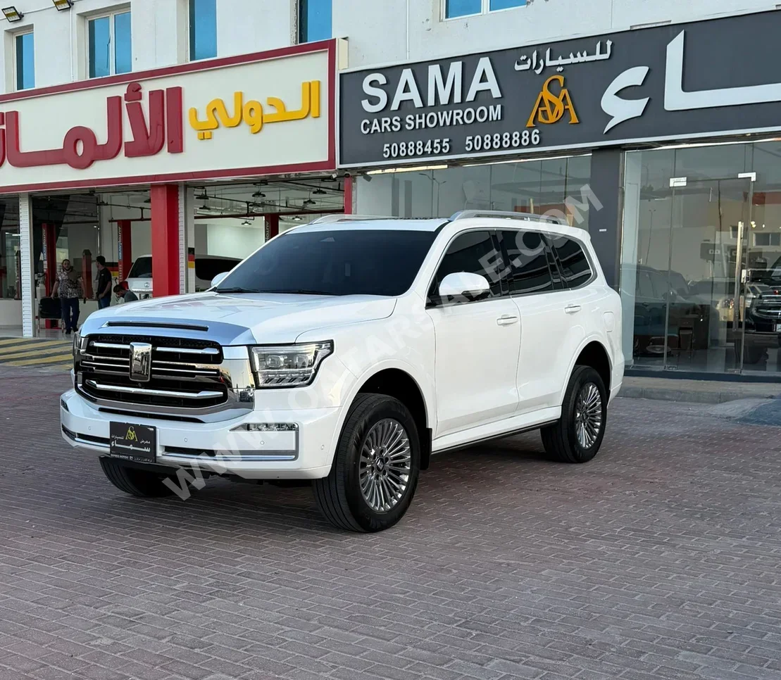 جي دبليو ام تانك 500 2026 اوتوماتيك 4,000 كم 6 سلندر دفع رباعي اس يو في أبيض تحت الضمان