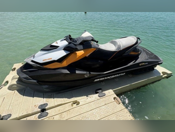 Sea-Doo GTR USA 2014 Black & Orange Seadoo 1 3 215 With Trailer