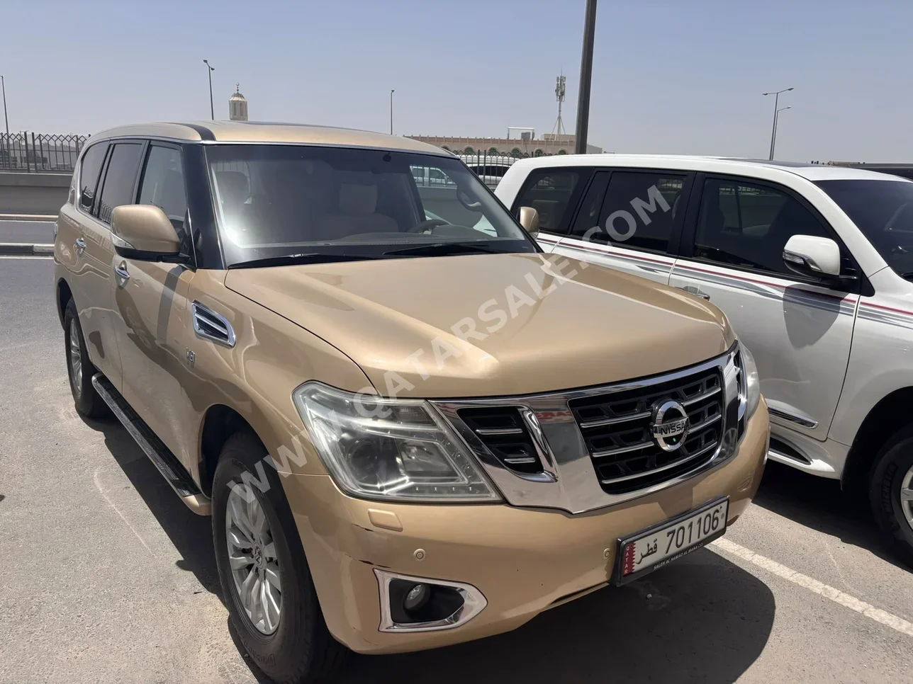 Nissan  Patrol  SE  2015  Automatic  172,000 Km  8 Cylinder  Four Wheel Drive (4WD)  SUV  Gold