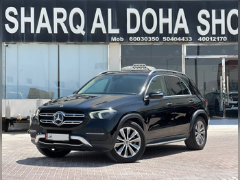 مرسيدس - بنز جي ال اي 450 2021 اوتوماتيك 78,000 كم 6 سلندر دفع رباعي اس يو في أسود