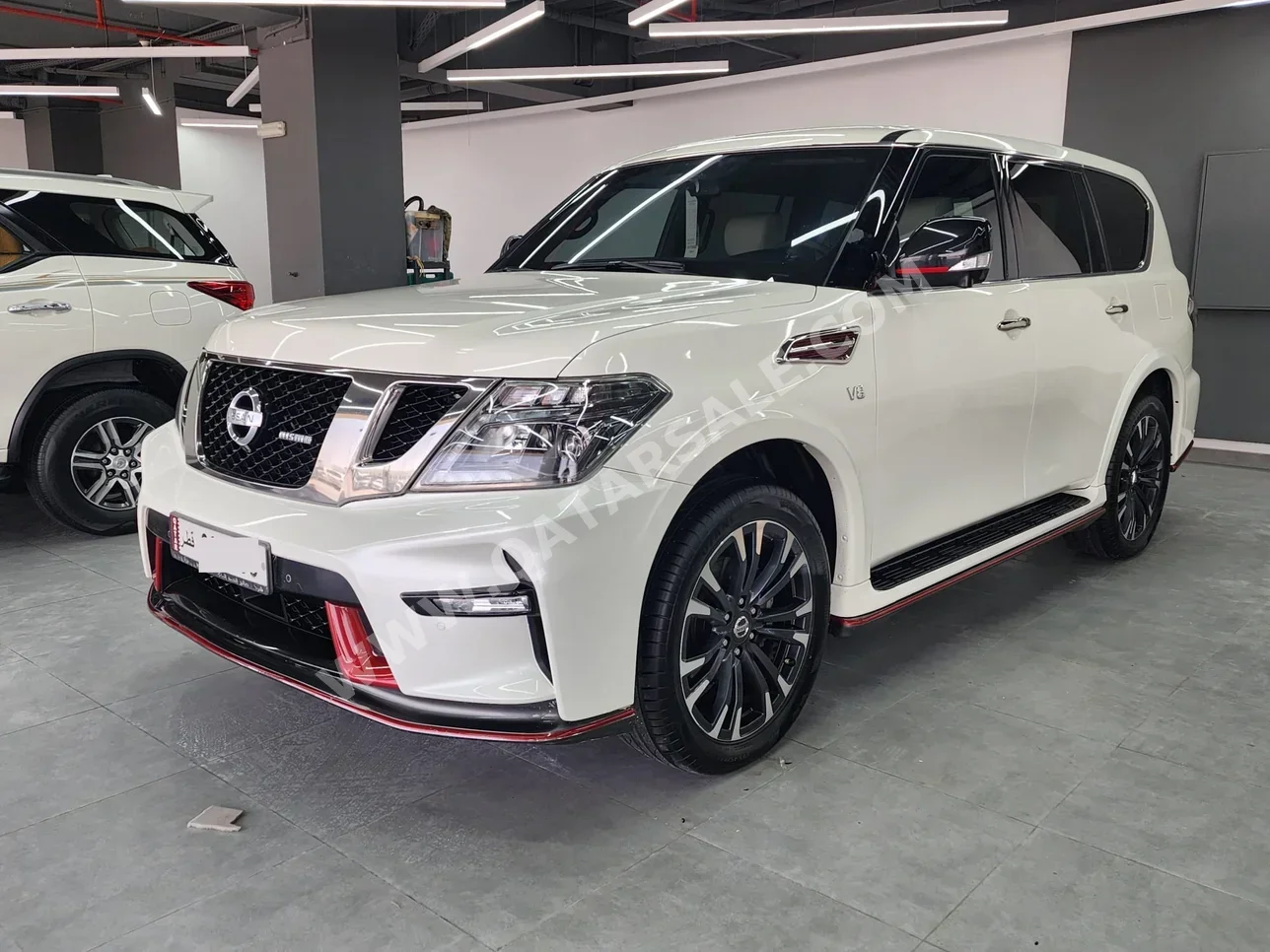 Nissan Patrol Nismo 2019 Automatic 120,000 Km 8 Cylinder Four Wheel Drive (4WD) SUV White