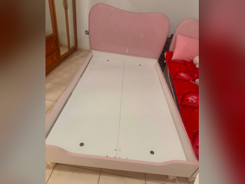 Beds - Single - Pink