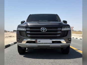 Toyota Land Cruiser GX 2026 Automatic 5,000 Km 6 Cylinder Four Wheel Drive (4WD) SUV Gray With Warranty