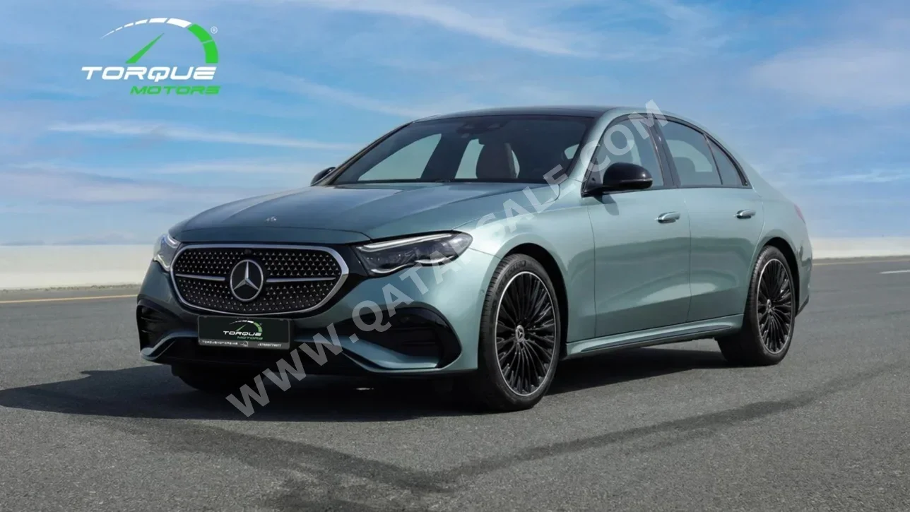 مرسيدس - بنز  اي - كلاس  300 AMG  2026  اوتوماتيك  0 كم  4 سلندر  دفع خلفي  سيدان  أخضر  تحت الضمان