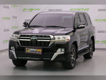 Toyota Land Cruiser VXR 2021 Automatic 120,000 Km 8 Cylinder Four Wheel Drive (4WD) SUV Black