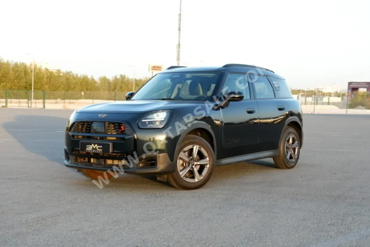 Mini  Cooper  CountryMan  S  2024  Automatic  10,000 Km  4 Cylinder  All Wheel Drive (AWD)  Hatchback  Dark Gray  With Warranty