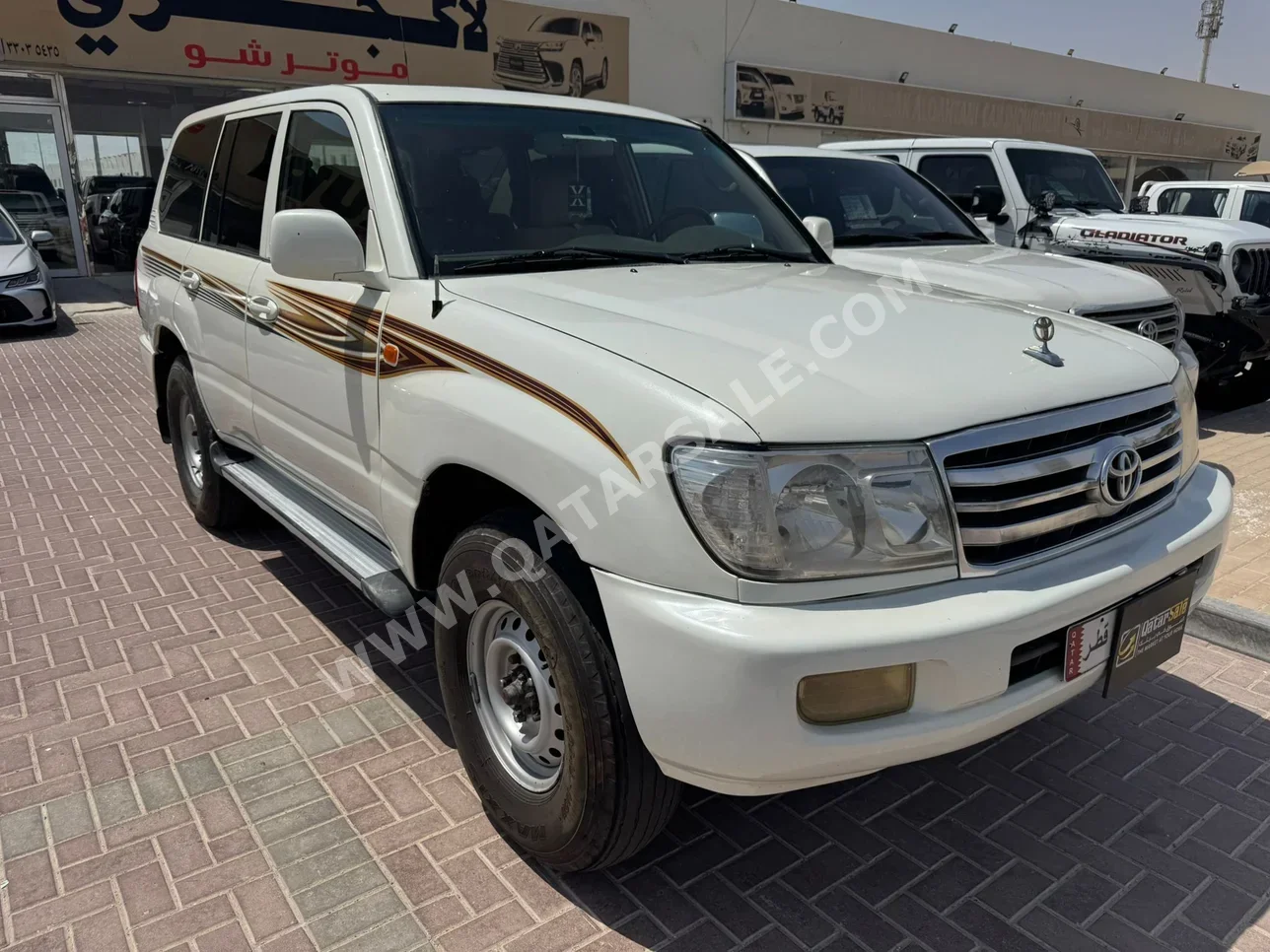 تويوتا لاند كروزر جي اكس ار 2005 عادي 474,000 كم 6 سلندر دفع رباعي اس يو في أبيض