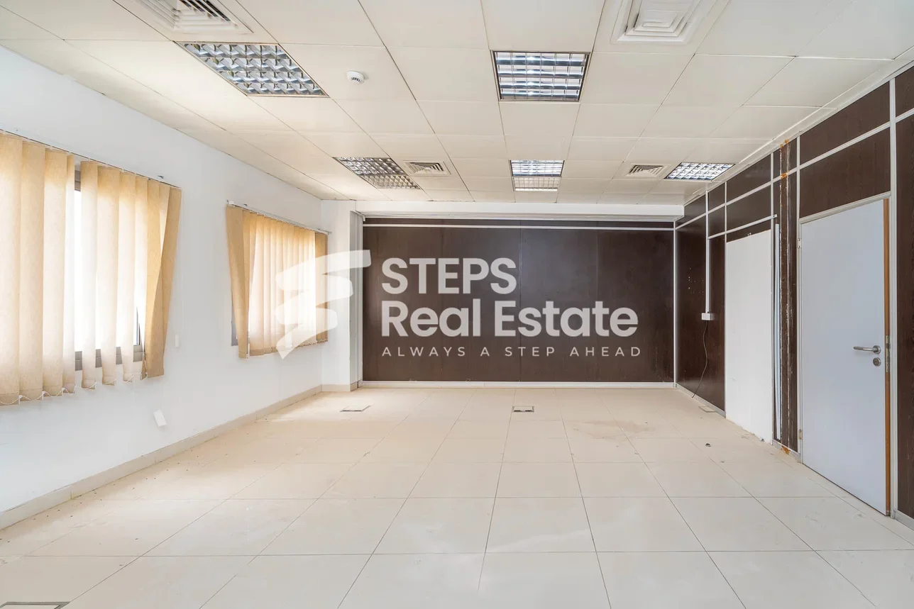 Commercial Offices - Not Furnished - Al Rayyan - Ain Khaled