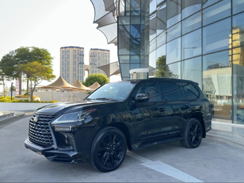 Lexus  LX  570 S Black Edition  2018  Automatic  227,000 Km  8 Cylinder  Four Wheel Drive (4WD)  SUV  Black