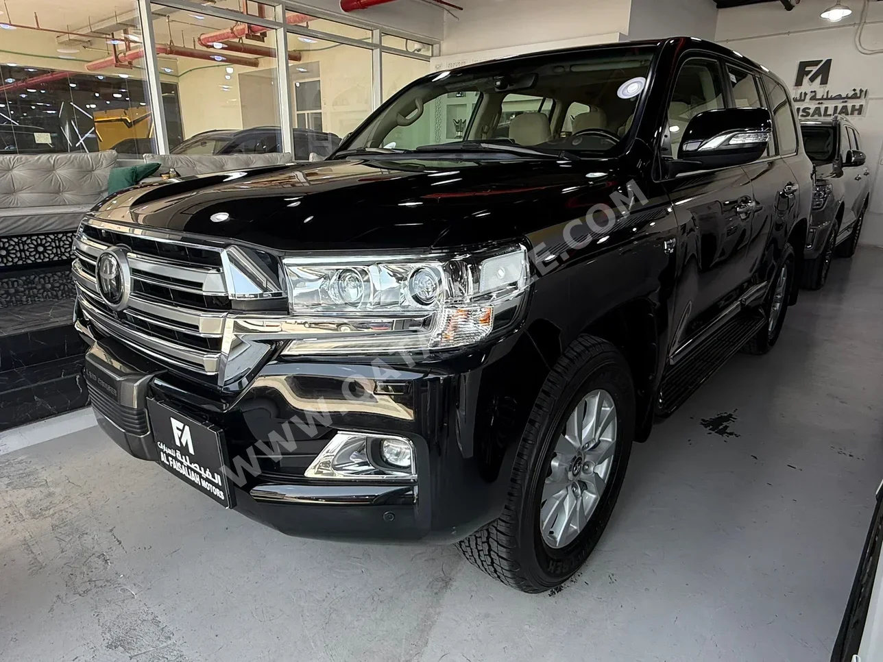 Toyota Land Cruiser VXR 2021 Automatic 63,000 Km 8 Cylinder Four Wheel Drive (4WD) SUV Black